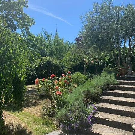 Lorcival 住宿加早餐酒店 *